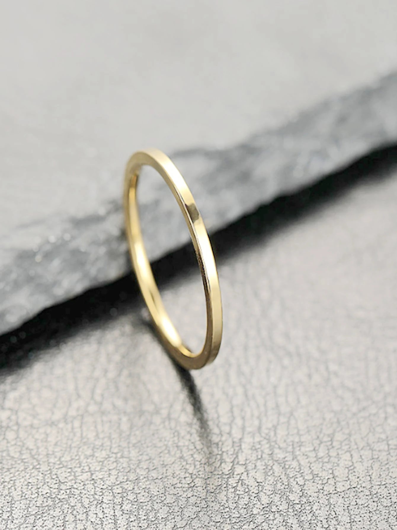 1Pc Simple and Slim Titanium Steel Ring, Unisex Joint Ring Jewelry Gift with 2Mm Polished Band Width