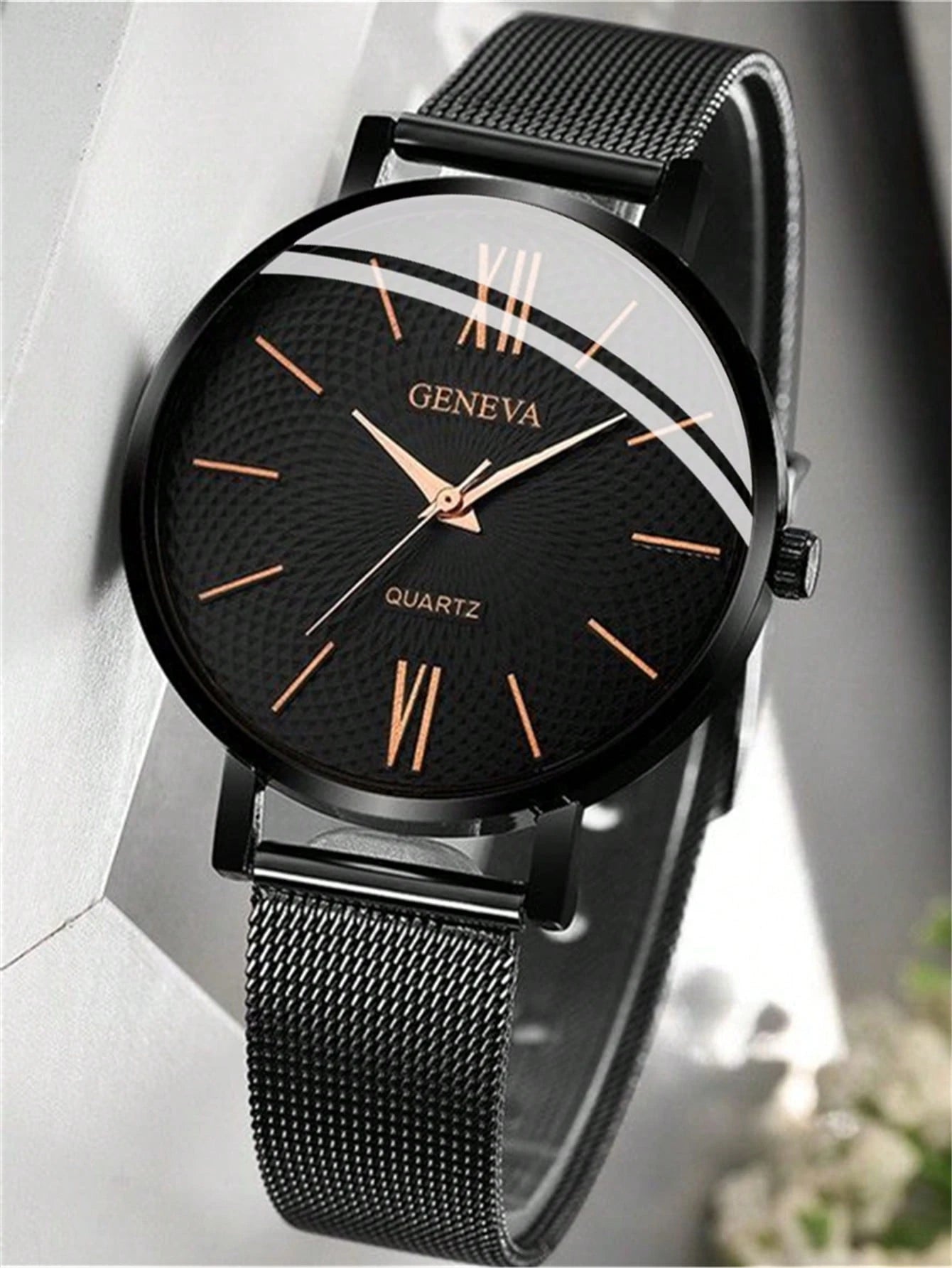 1Pc Women Watch Black Stainless Steel Strap Casual round Dial Quartz Watch, for Daily Life as a Gift for Students Returning to School